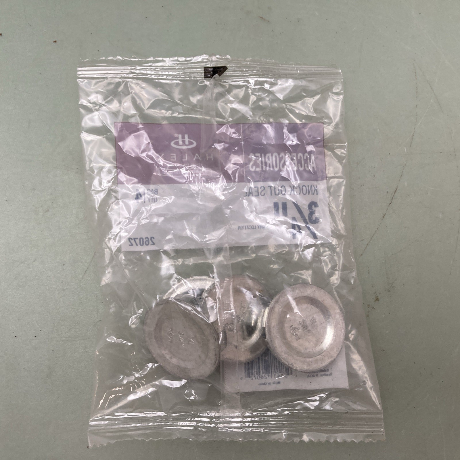 New Genuine Halex 26072 3/4″ Knock Out Seal