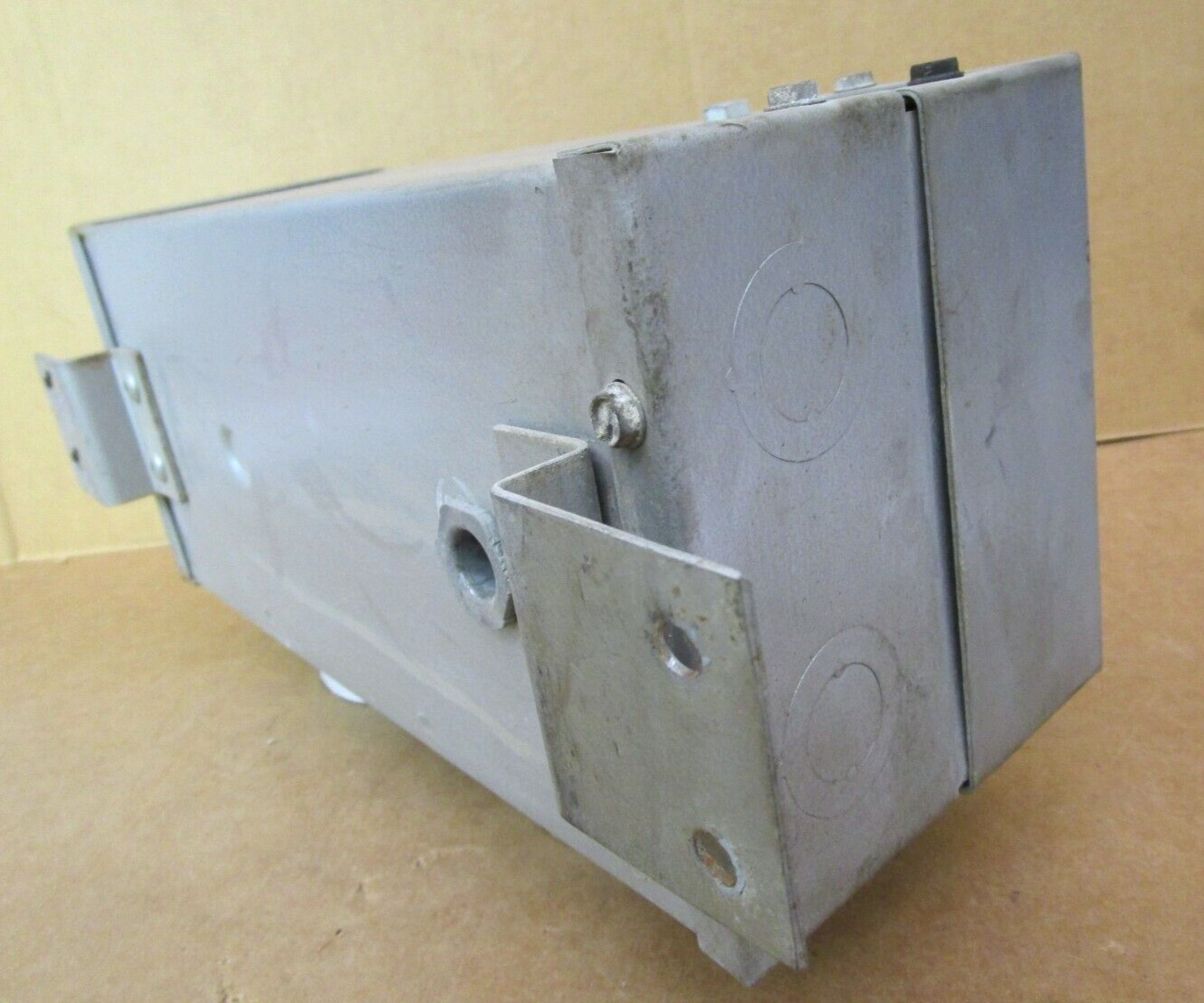 Dongan Single Phase Transformer 1.5kVA 240×480 PRI Volts 120/240 SEC Vol 50832HM