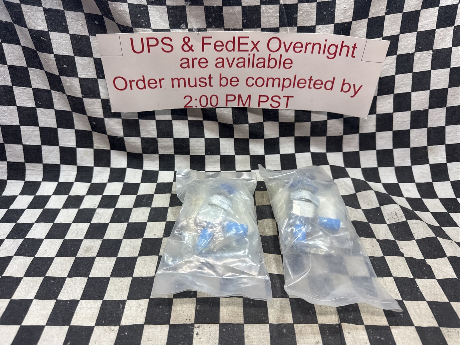 VERIFLO 955MSJ44PM, 45300289, Manual UHP Valve 3/8″ x 3/8″, LOT OF 2 #1654W6