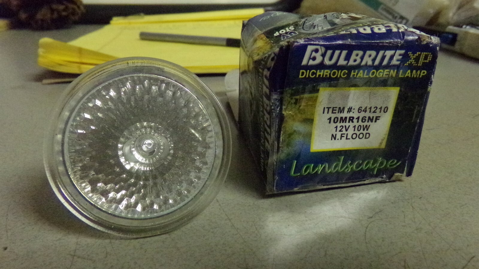 NEW Bulb Brite MR-16 GU5.3 641210 Dichroic Halogen Lamp Bulb 10MR16NF