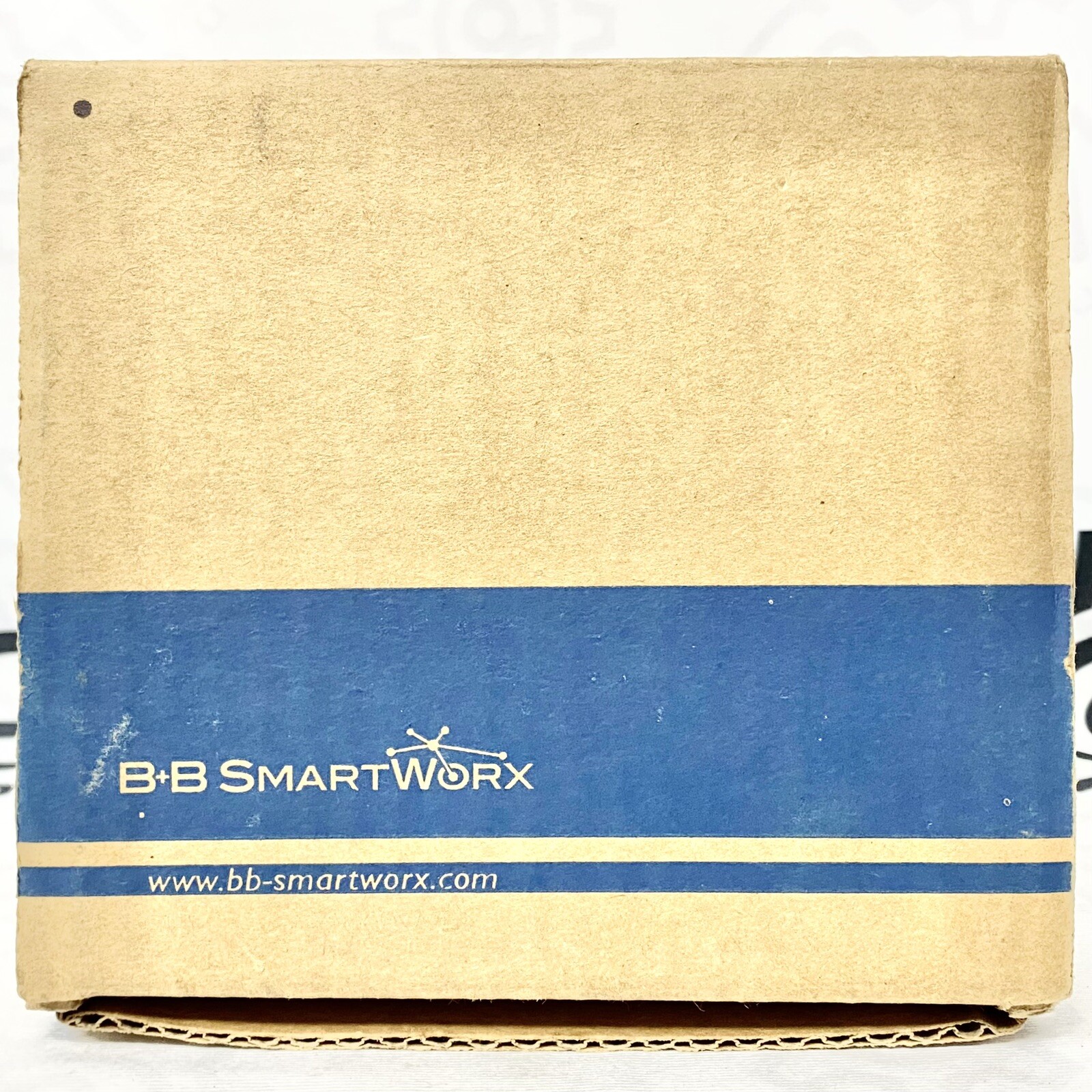 Advantech BB-UH104 B+B SmartWorx BB-UH104 / BBUH104 USB 2.0 Hub, 4 Port | USA