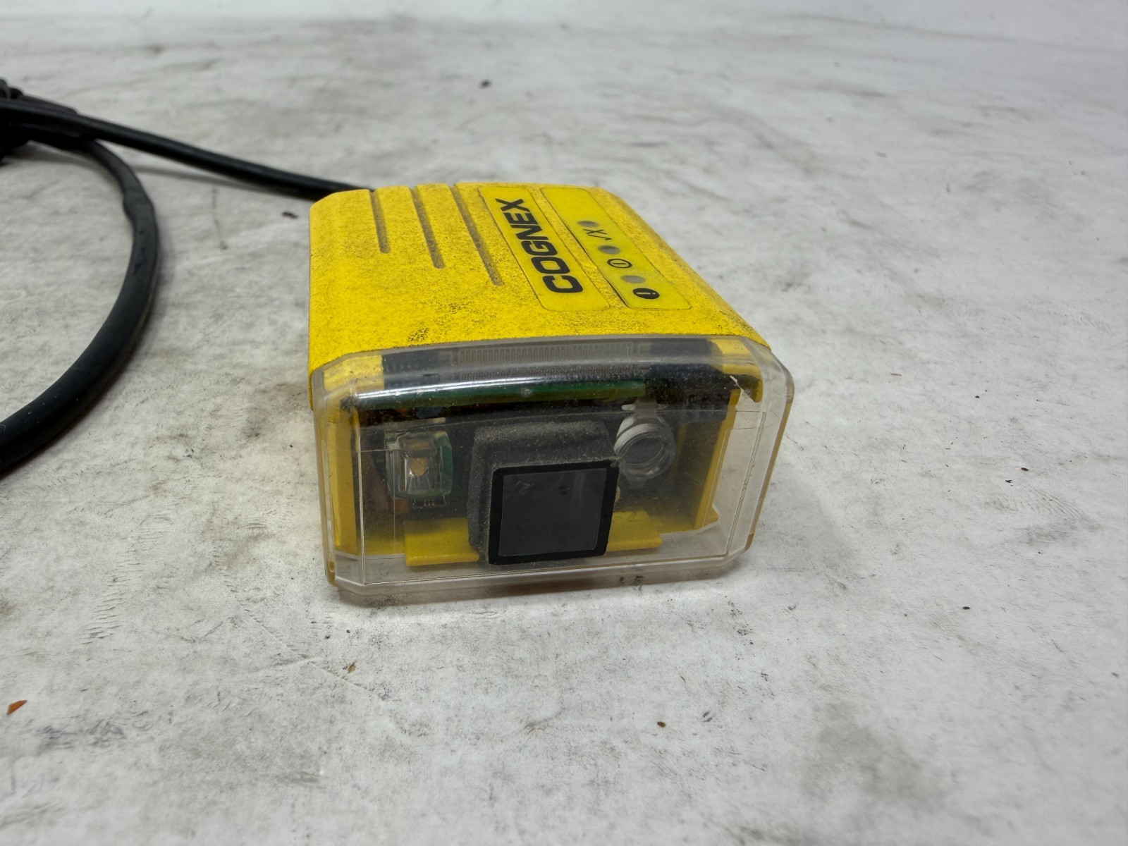 Cognex DM60L Barcode Scanner 825-0405-1R / 821-0097-2R