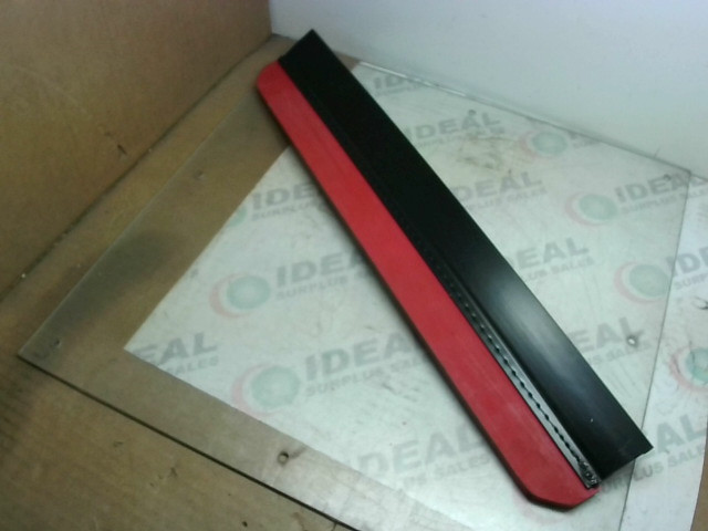 Tennant 72934 Blade Assy. Squeegee Side Red Gum Model 8400 8410 – New No Box