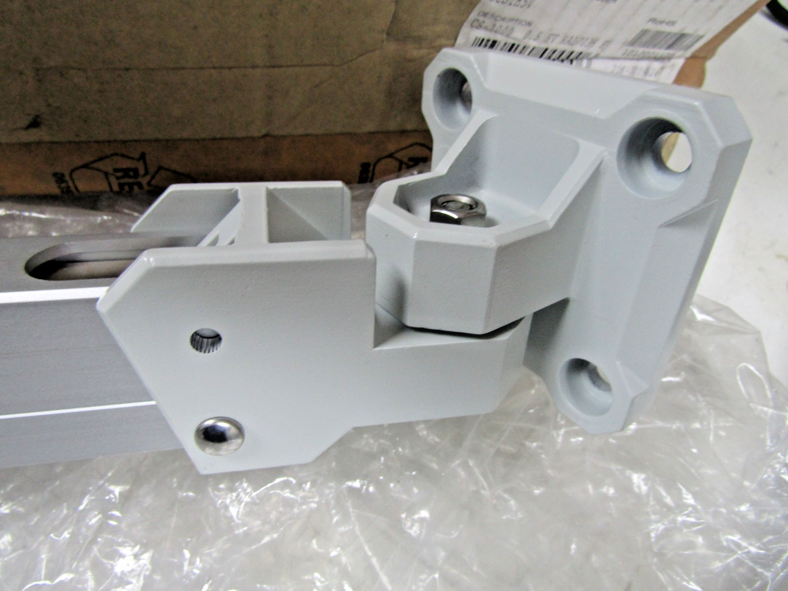 ✌️NEW HOFFMAN CCS1H5V COMPACT PENDANT ARM SERIES 1, TYPE 12, .5M LONG