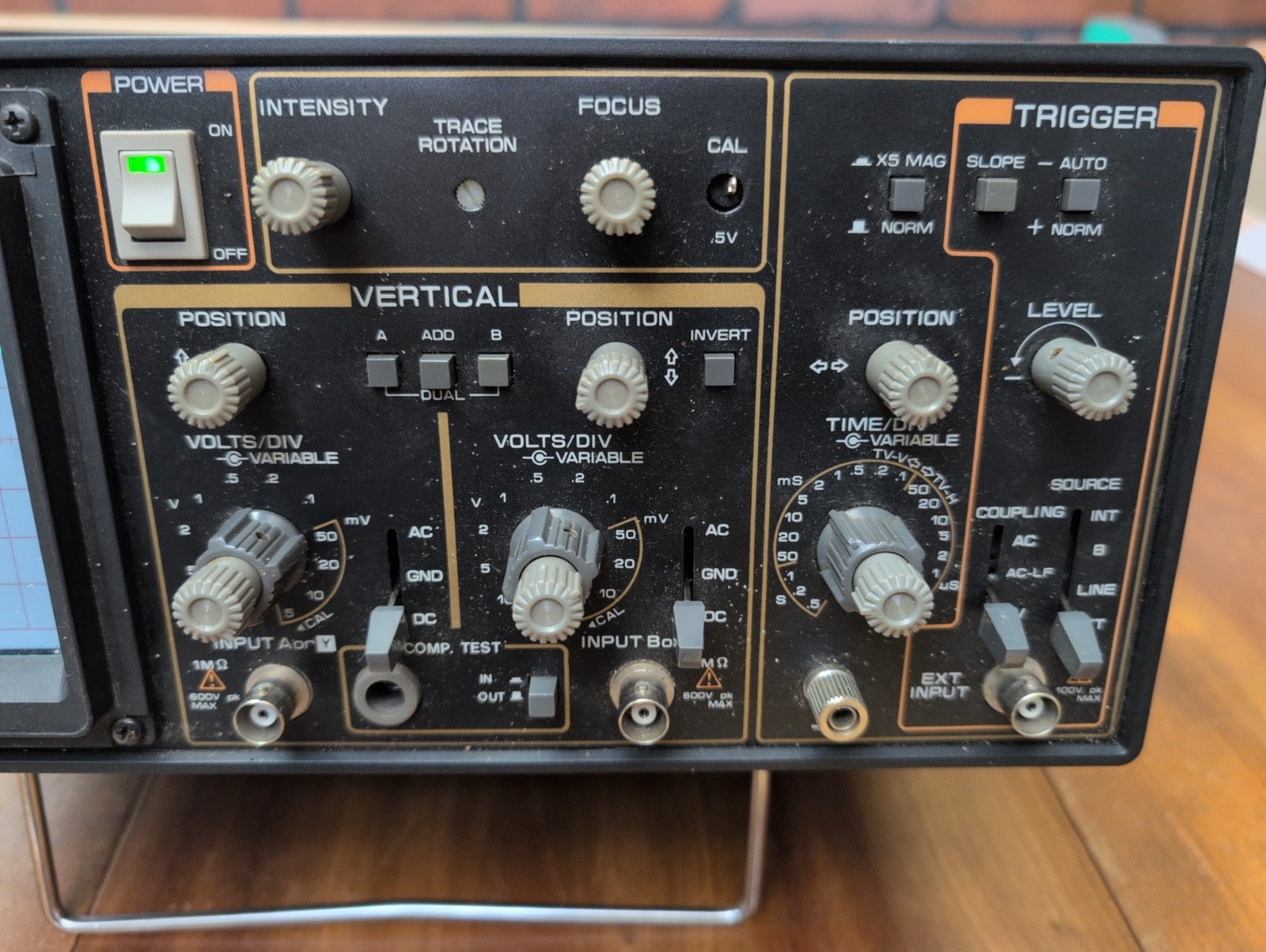 PROTEK VINTAGE ANALOG OSCILOSCOPE P-3502C 20MHZ w/Case/2 Probe Kits/Cable WORKS!