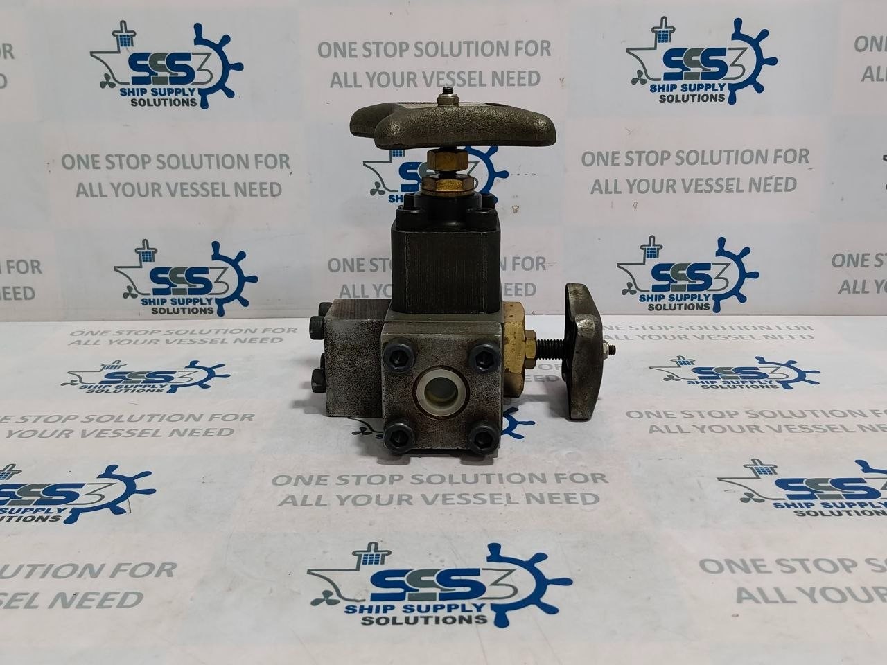 Hirose Valves HF-ACC-K-10X10-23 Hydraulic Valve Manifold Mount W/Handwheel