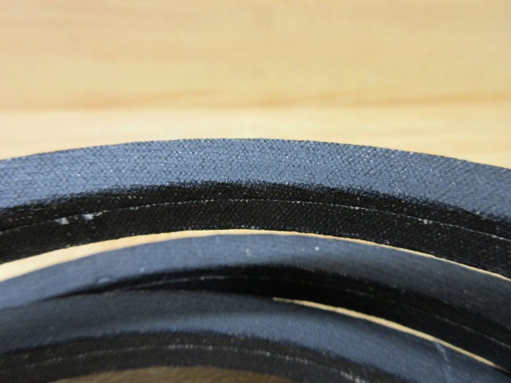 Continental Contitech A53 4L550 V Belt A534L550