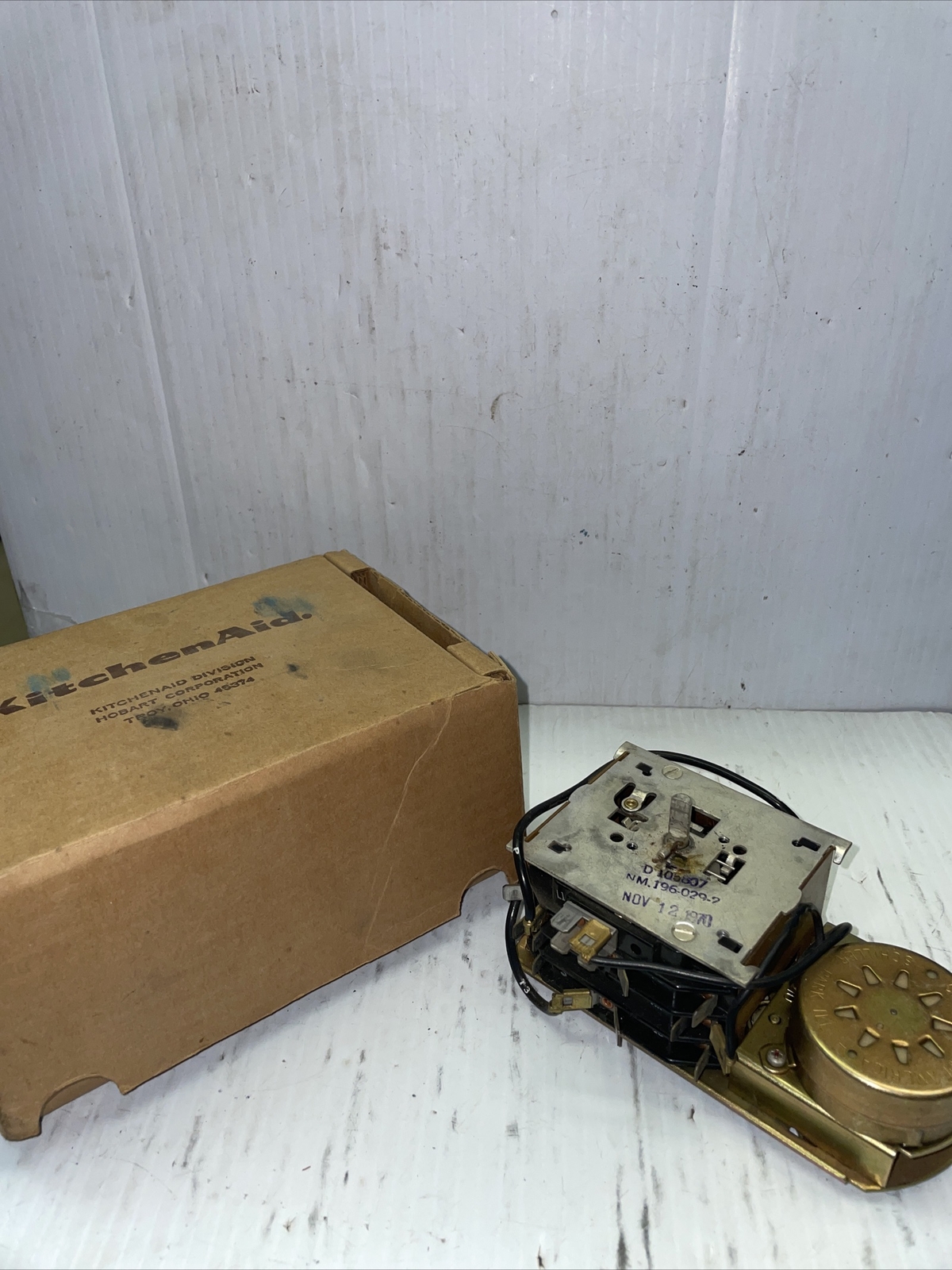 KITCHEN AID CONTROLS CO OF USA TIMER MOTOR D105807 NEW