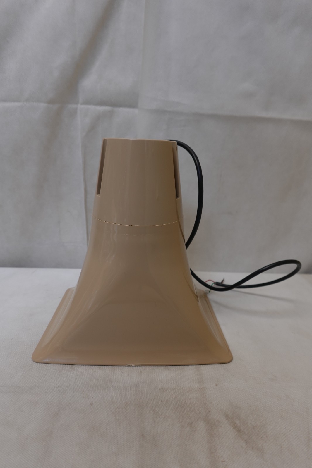 Valcom V-9925A Loud Warble Ringer Horn w/Volume Control – New Surplus in Box