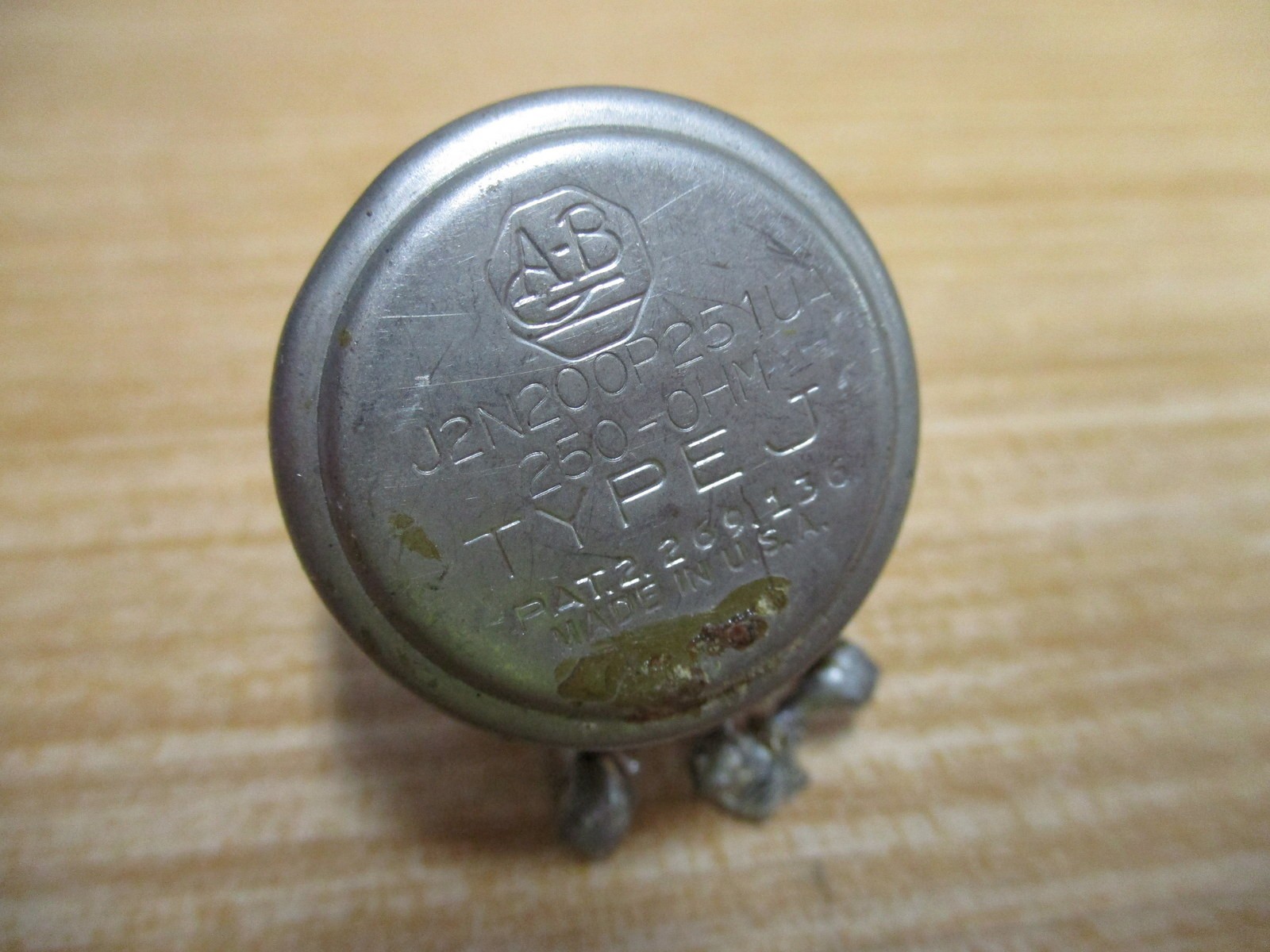 Allen Bradley J2N200P251UA Potentiometer 250 OHM