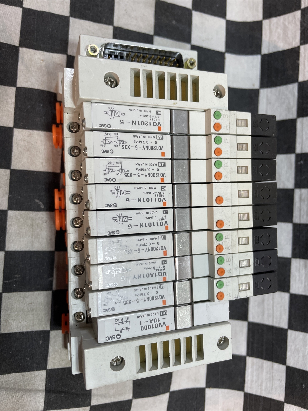 SMC Manifold Solenoid Valve, VVQ1000-1-10A-1 VQ1200NY-5-X35 VQ1A01NY-5 VQ1201N-5