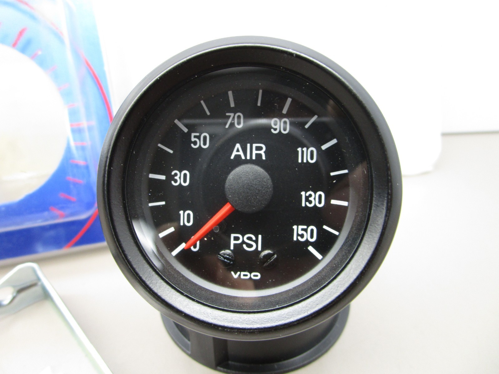VDO 151070144 2″ GA-52 Single Tank Mechanical Air Pressure Gauge 0-150psi