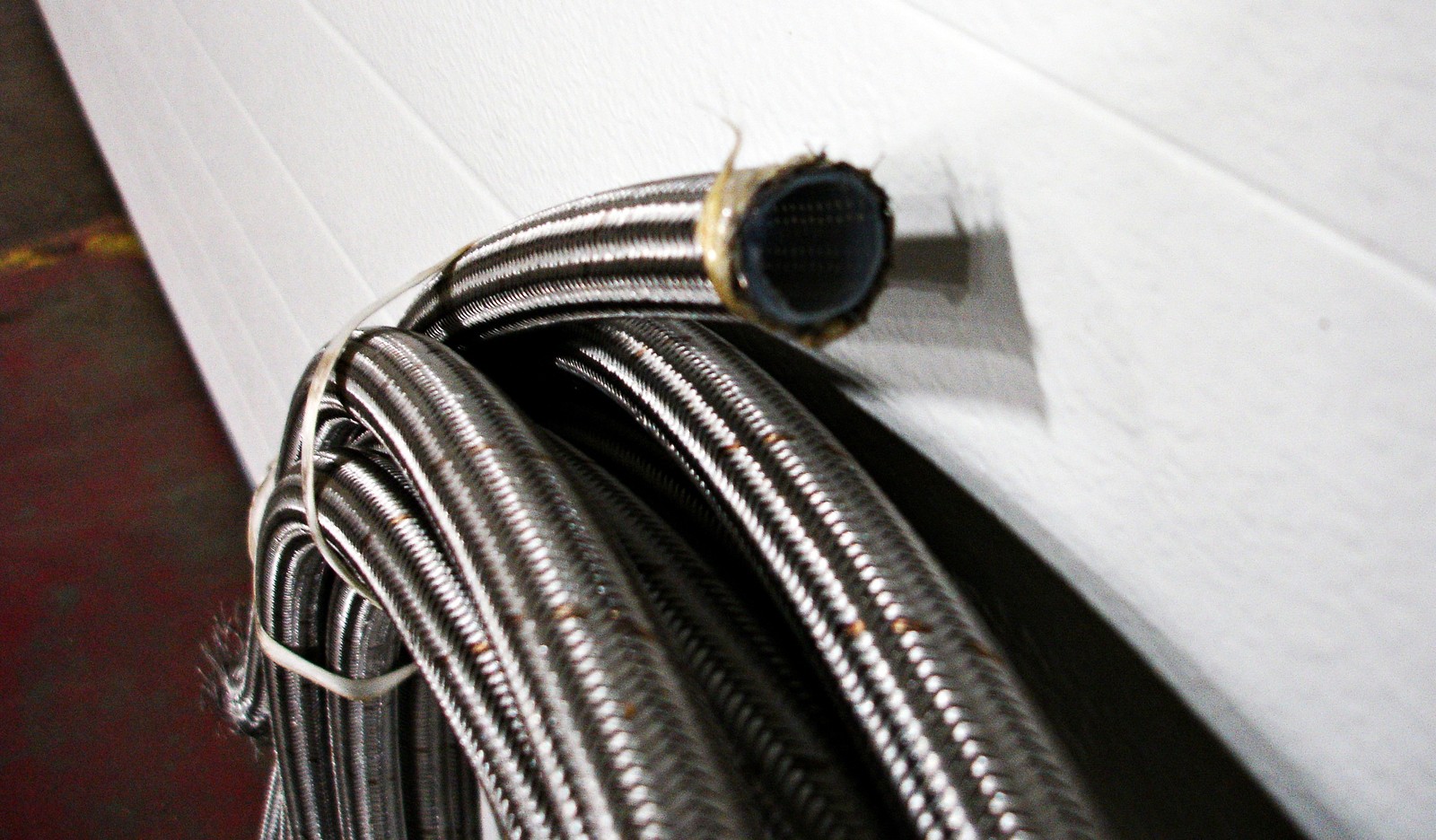 New Stainless Steel Braided Hose W/Nylon Core PHC919-12 40′ 20135ELS