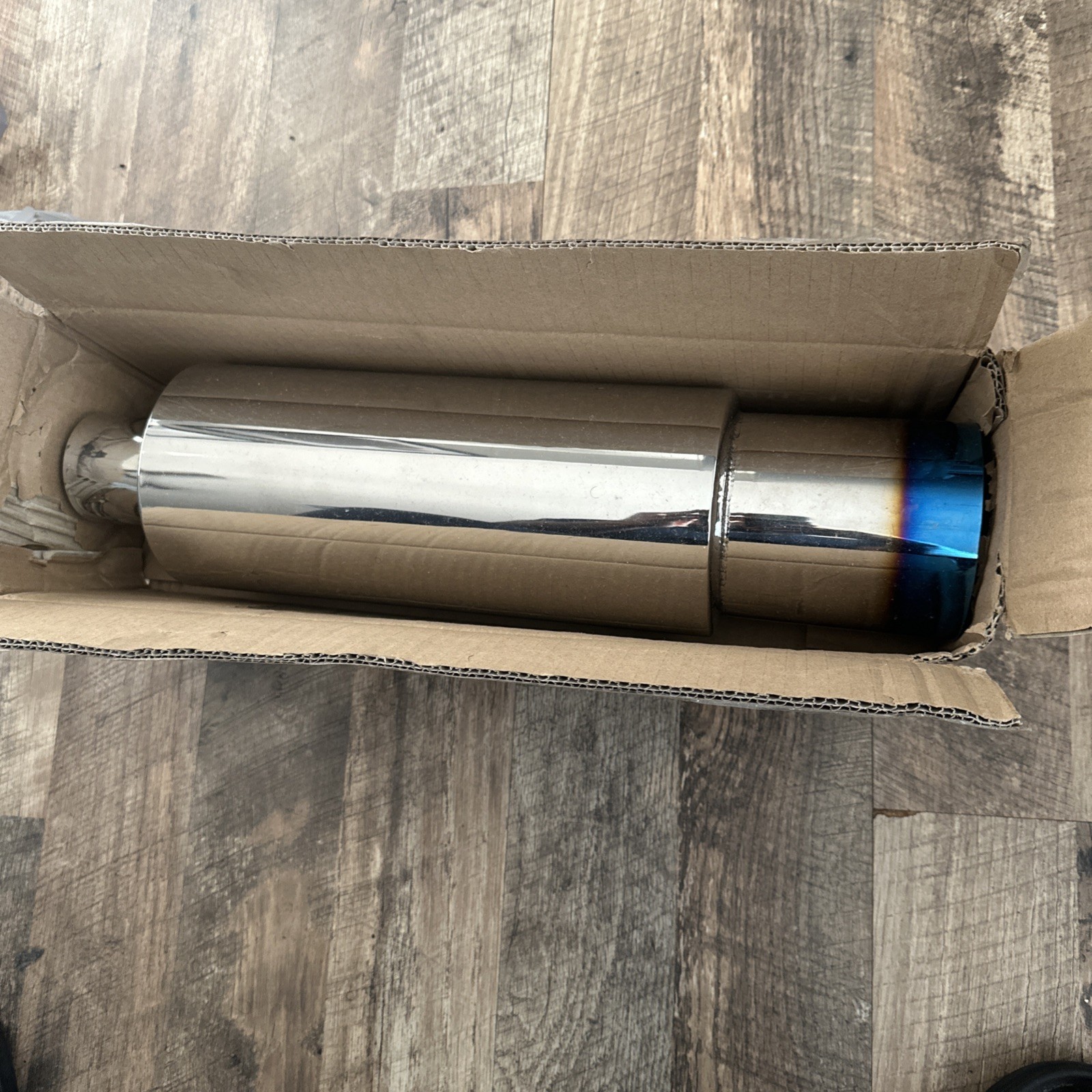 EVIL ENERGY Exhaust Muffler, Stainless Steel 18.5″ Length 2.5” Inlet 4” Outlet
