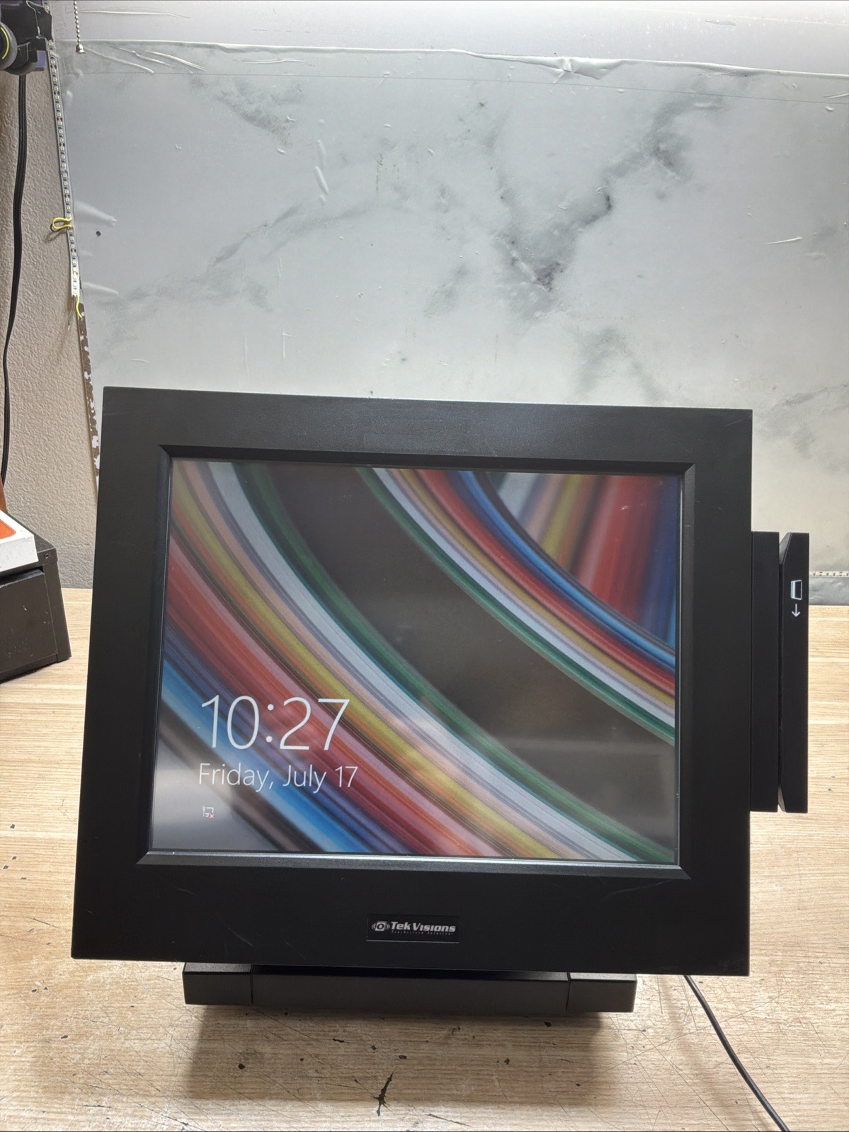 TEKVISIONS 15″ POs System / POS365-C48 / Preowned/ JUA3990