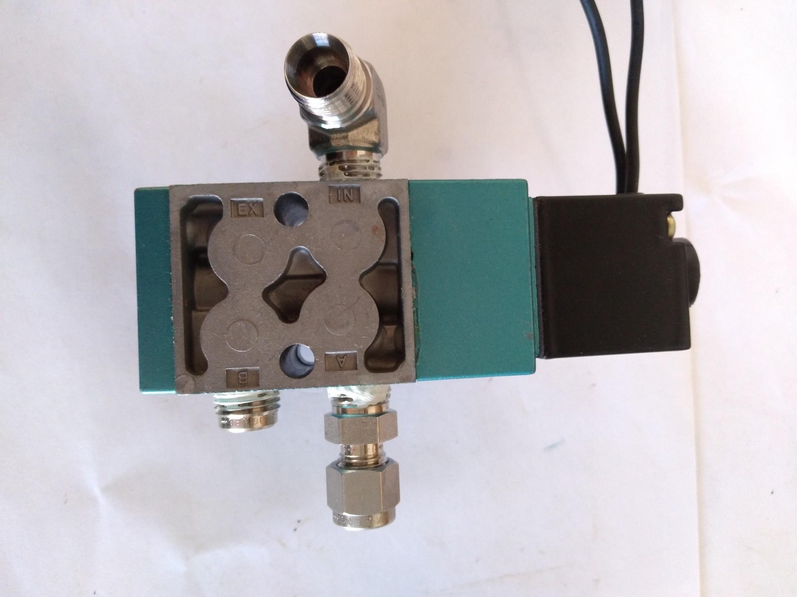 MAC 712C-12-PI-611BA MAC PID-611BAAA 30-150PSI