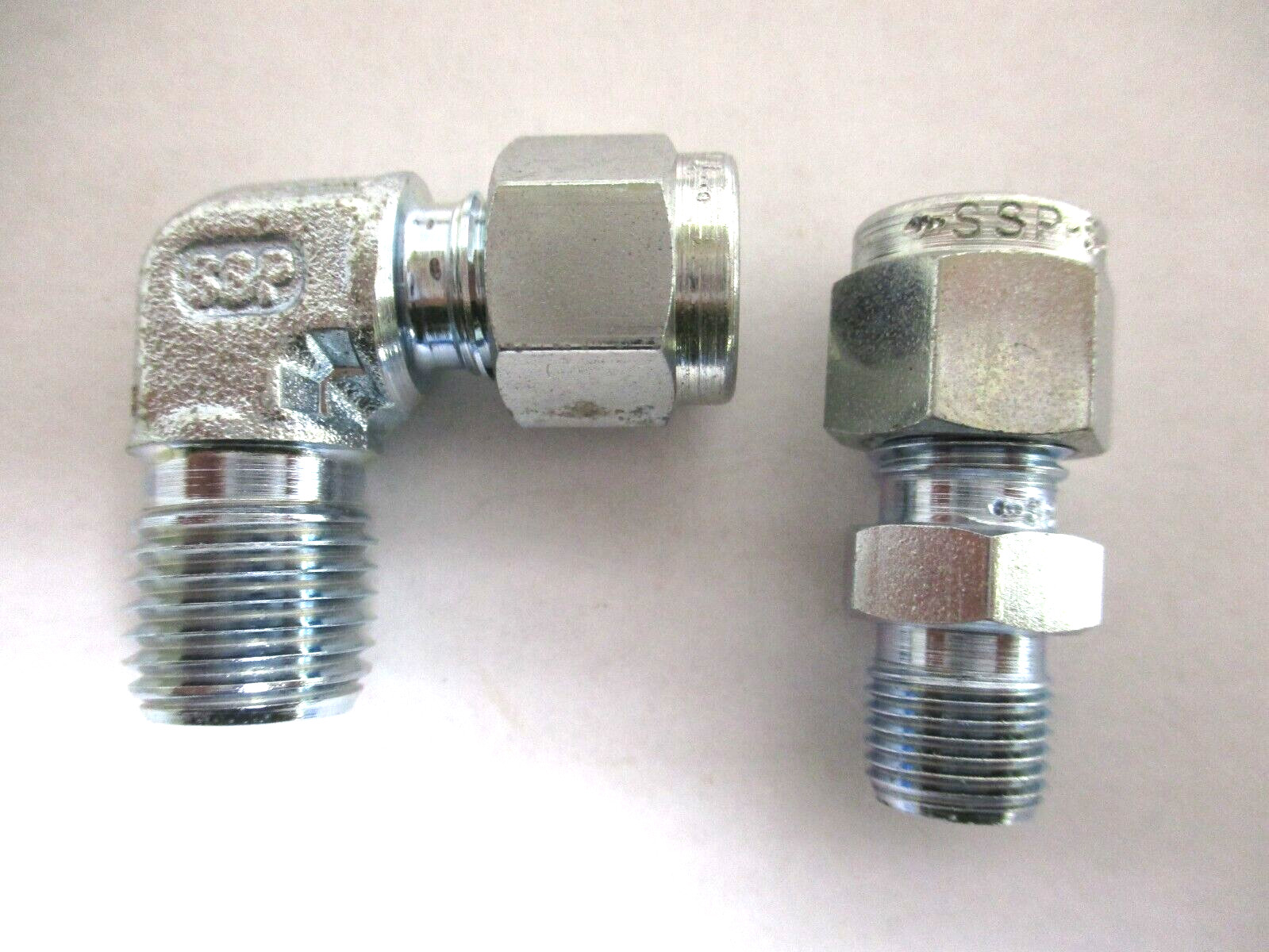 SSP, 1/4″ TUBEx1/4″ MNPT ELBOW, 1/4″ TUBEx1/8″ MNPT , STEEL FITTING , LOT OF 26