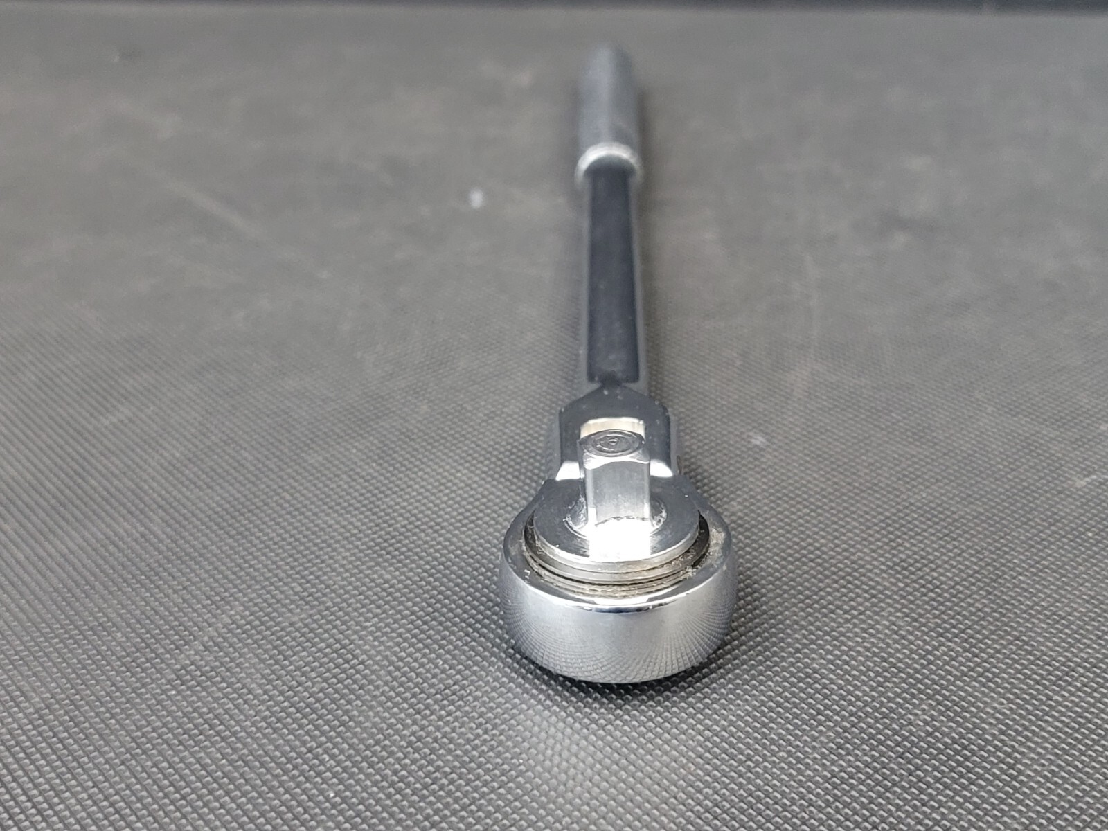 KAL-1250T 3/8″ Drive Flex Head Reversible Ratchet