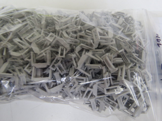FCI 71600-010LF Qty of 15 per Lot FCI CONN SOCKET IDC 10POS 71600-010LF