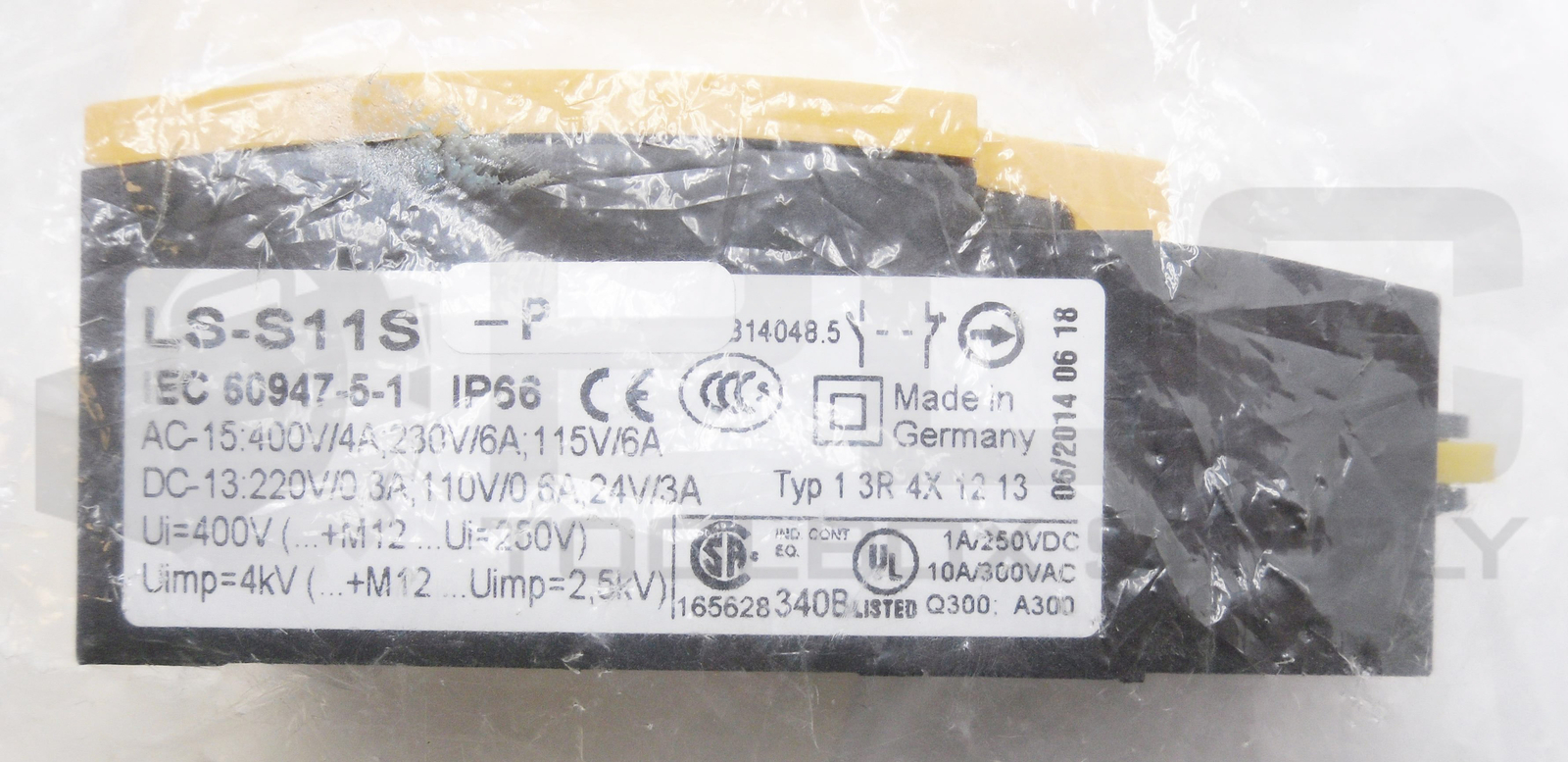 NEW SEALED EATON LS-S11S-P TITAN LIMIT SWITCH PLASTIC SWITCH ASSY