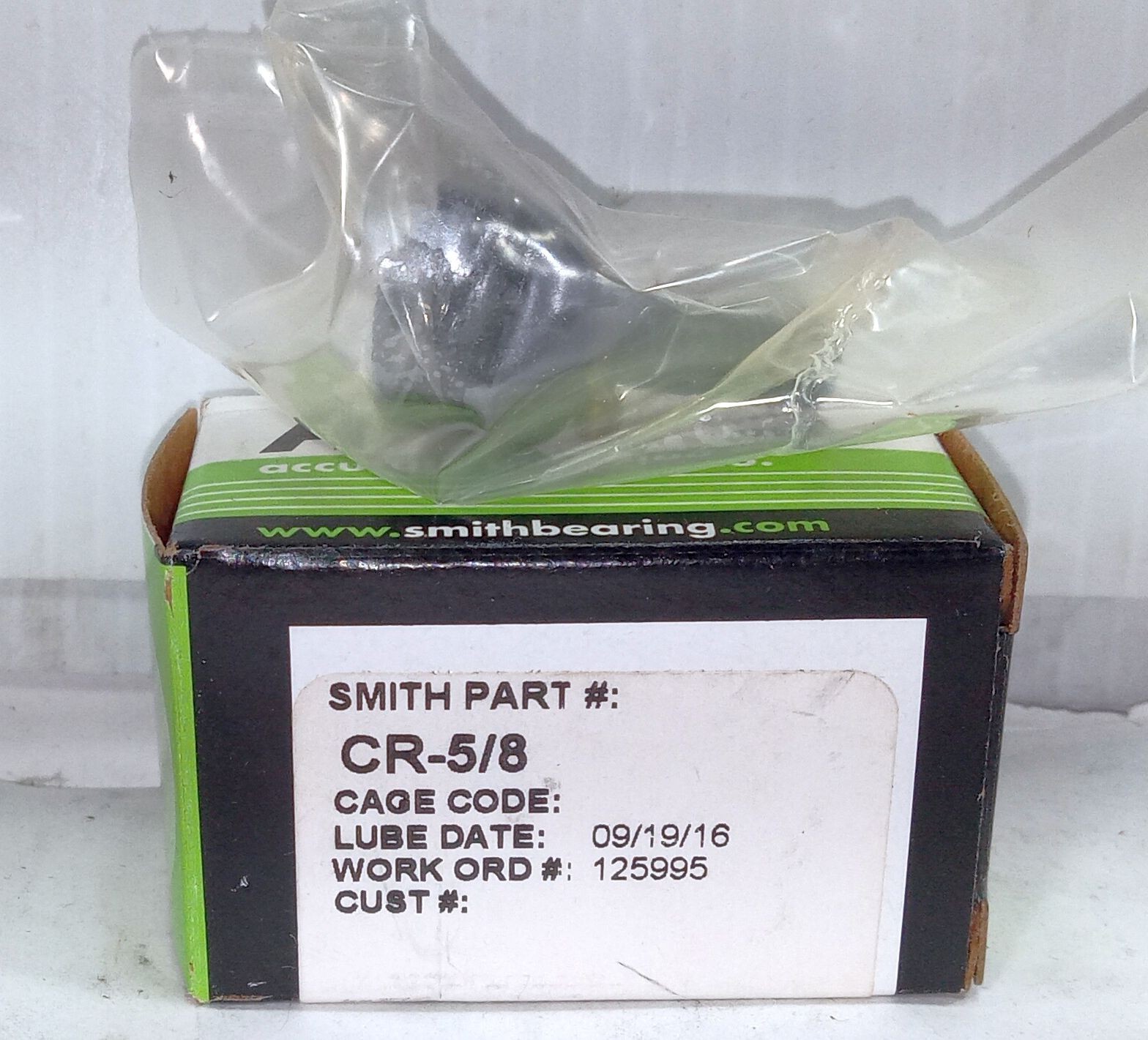 1 NEW ABC SMITH CR-5/8 STUD TYPE NEEDLE ROLLER CAM FOLLOWER NIB ***MAKE OFFER***