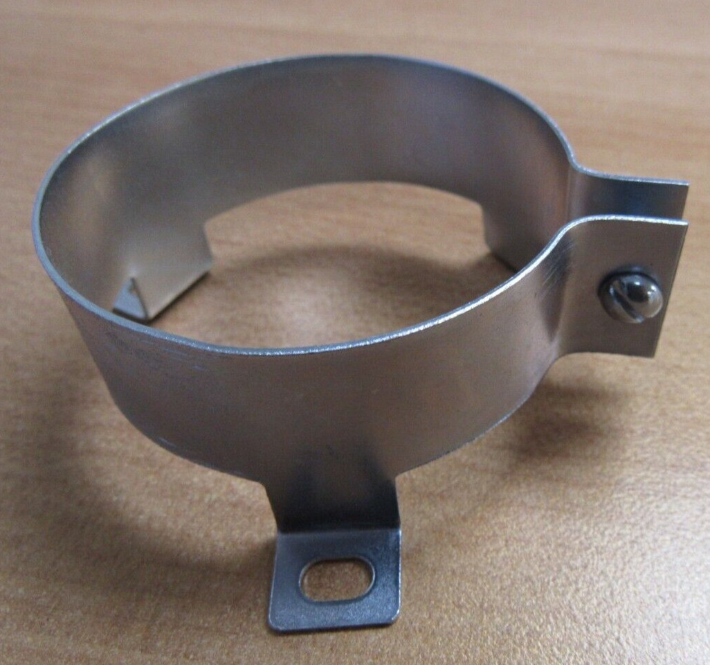 Lot of 4 Cornell Dubilier VR8A Vertical Capacitor Mounting Clamp 2 – 2-1/16 Diam