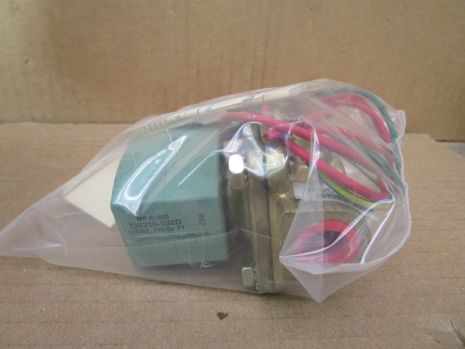 New Open Box ASCO Red-Hat II 8210G1 3/8 302273 120/60 110/50 52000WVS