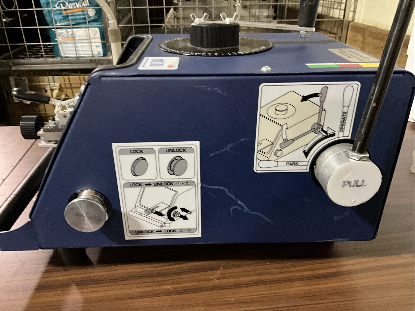 CIM HE M10 Military Dog Tag Embossing Machine Working