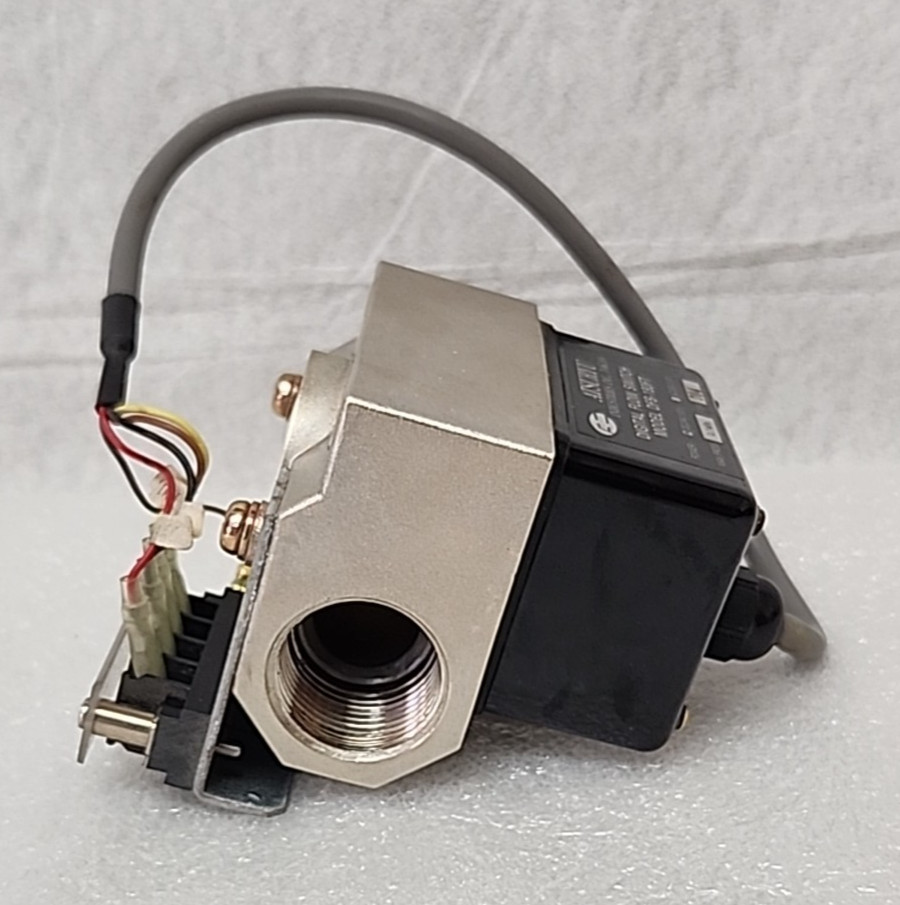 Fanuc A91L-0001-0214/180 Digital Flow Switch / Atsuryu Industries DFS-180FT