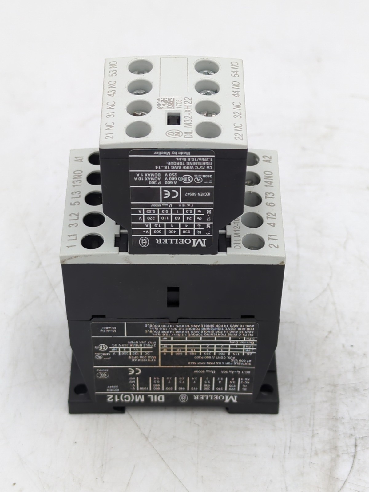 Moeller 276845 DILM12-10 24VDC coil with DILM32-XHI22 Used