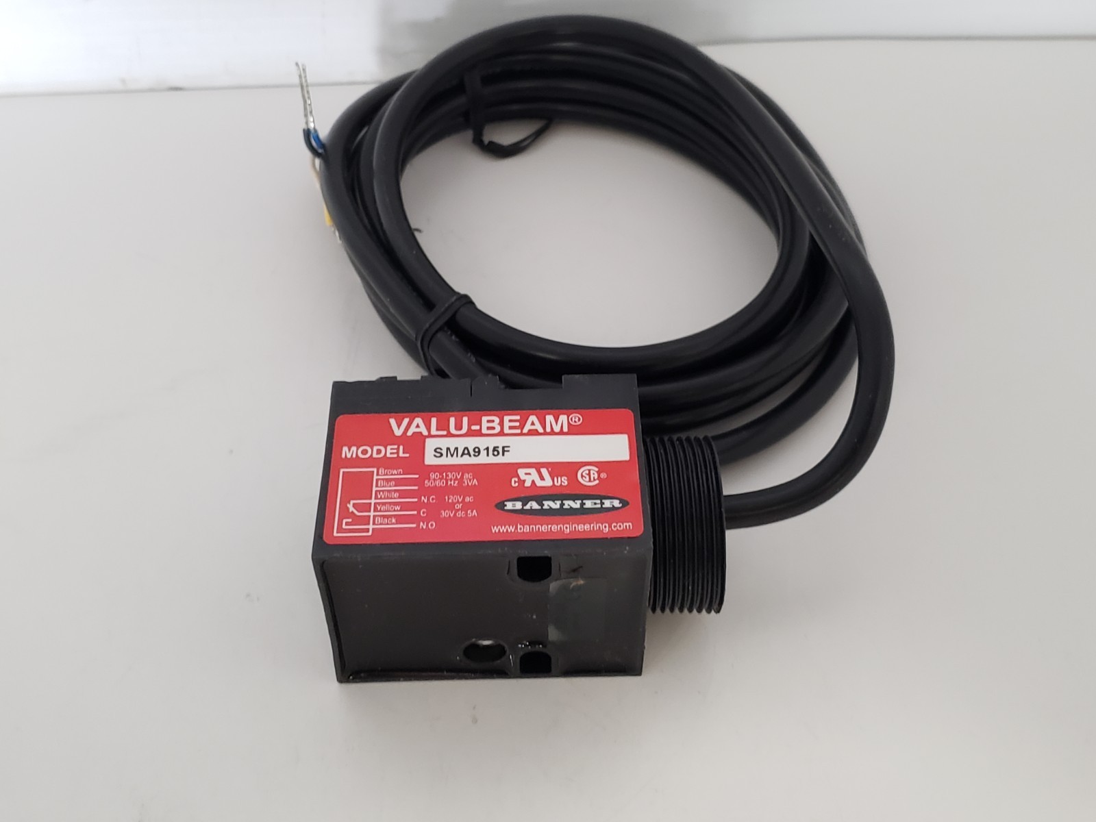 BANNER SMA915F PHOTOELECTRIC SENSOR VALUE-BEAM FIBER OPTIC 90-130V AC NIB