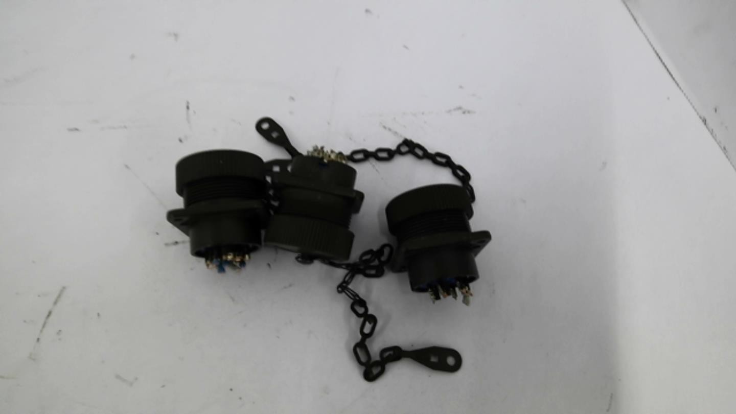 MS25043-20/ DMS3102A-20-04S Lot Of 3