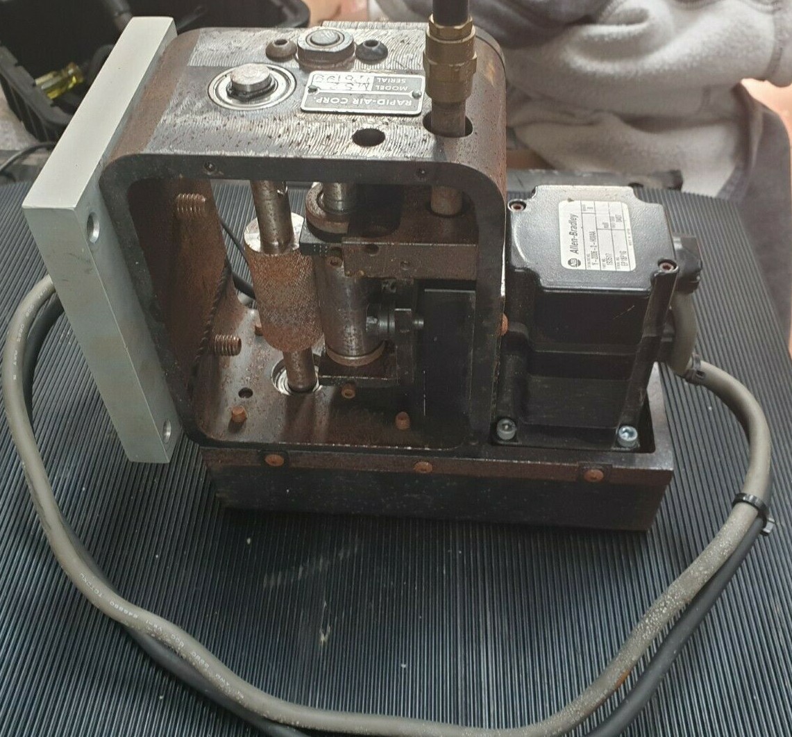 RAPID-AIR CORP MS2 W/ ALLEN BRADLEY Y-2006-2-H00AA B MOTOR (R3S10.4)