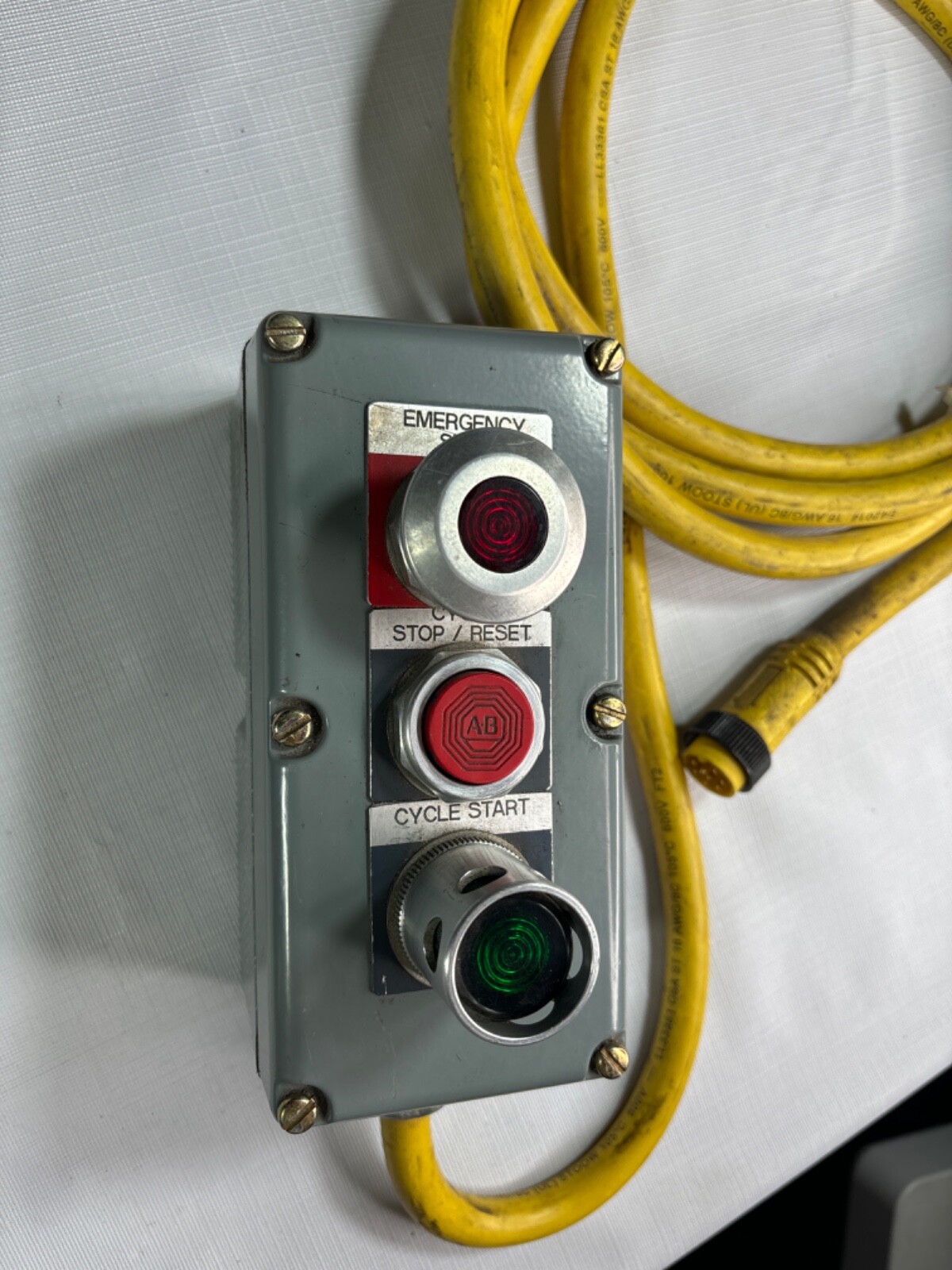 ALLEN-BRADLEY Push Button Station 800T-3TD Type 4/13 31756