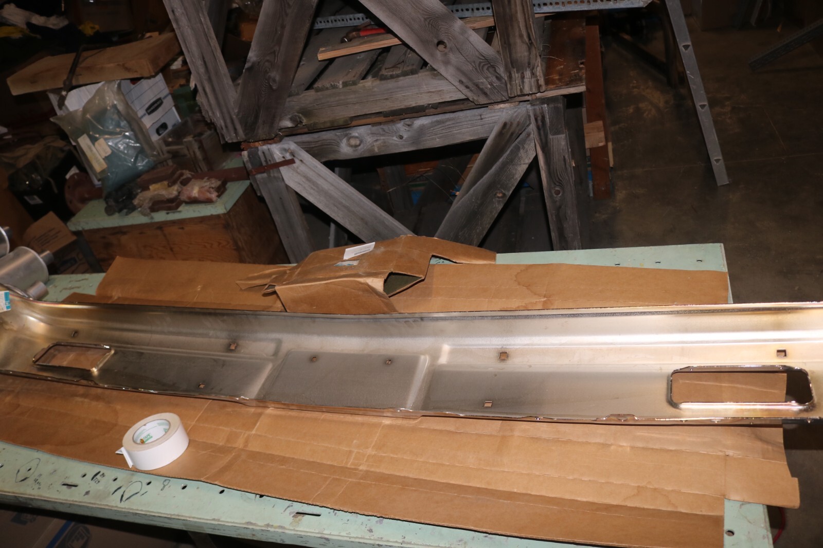 NOS GM Chevrolet 14021279 1981 – 82 C / K pickup blazer suburban front bumper