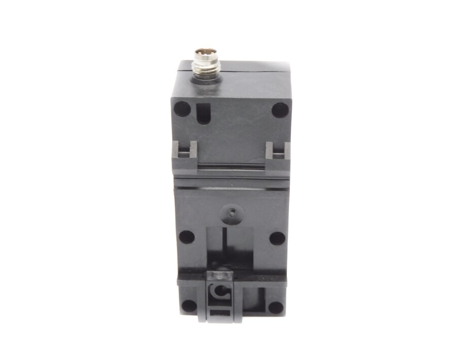 FESTO SDE1-V1-G2-W18-L-P1-M8 NSNP