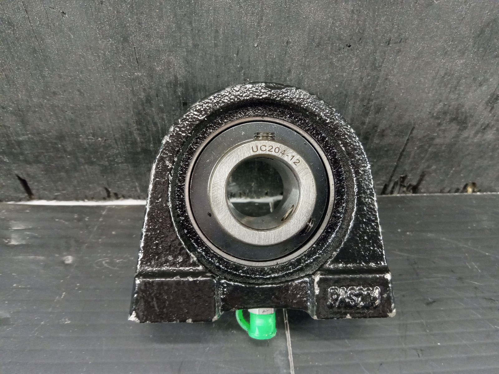1 NEW UNBRANDED UCP201-8 TWO BOLT FLANGE PILLOW BLOCK BEARING NNB **MAKE OFFER**