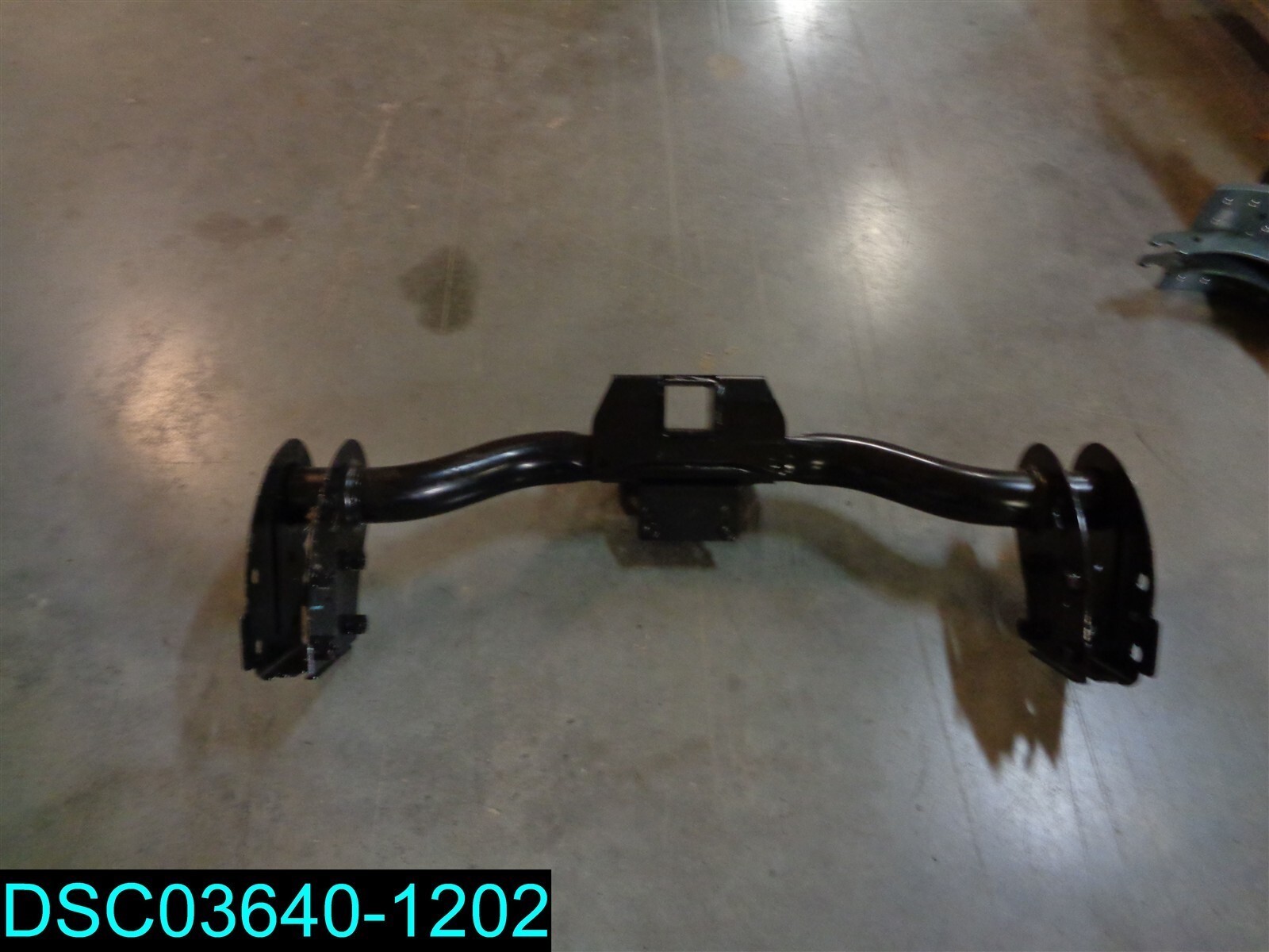 Mopar Hitch Receiver Matte Black Finish 9554e 007 47″L