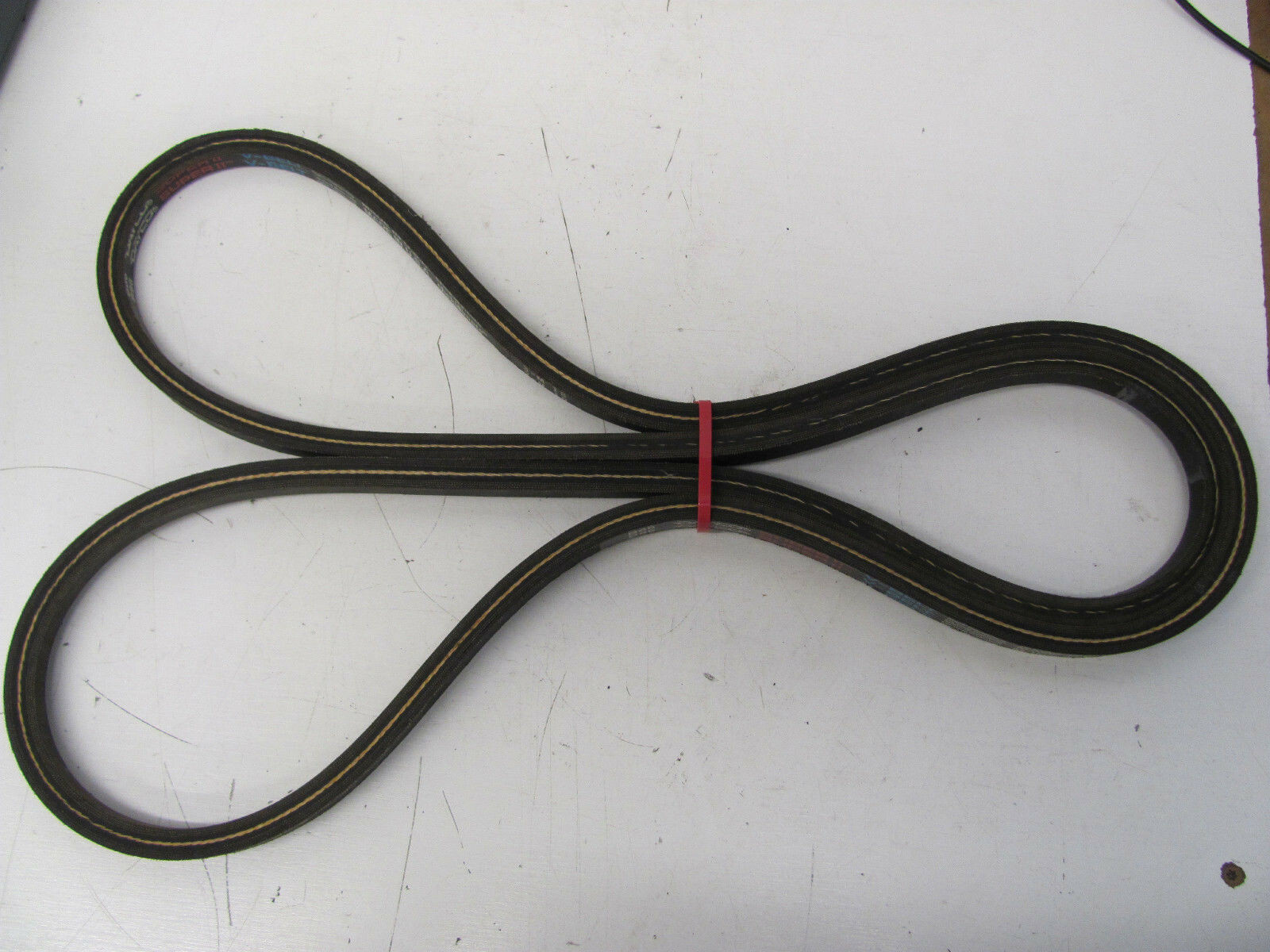 DAYCO SUPER II V-BELT B86 5/8″ W X (APPROX. 34″ L) NEW(OTHER)
