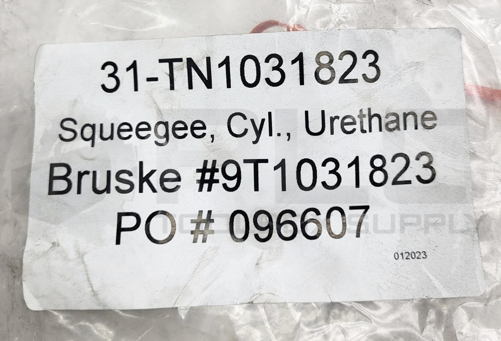 NEW TN1031823 SQUEEGEE CYL URETHANE APPROX 3FT