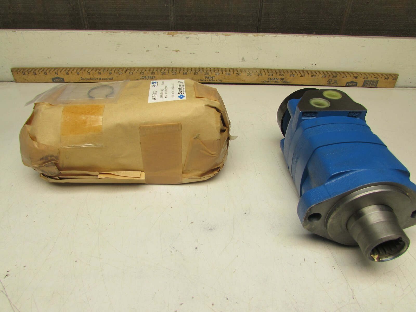 EATON CHAR-LYNN 2TH08AS2S-E 3236, HYDRAULIC MOTOR, NEW! MAKE OFFER!