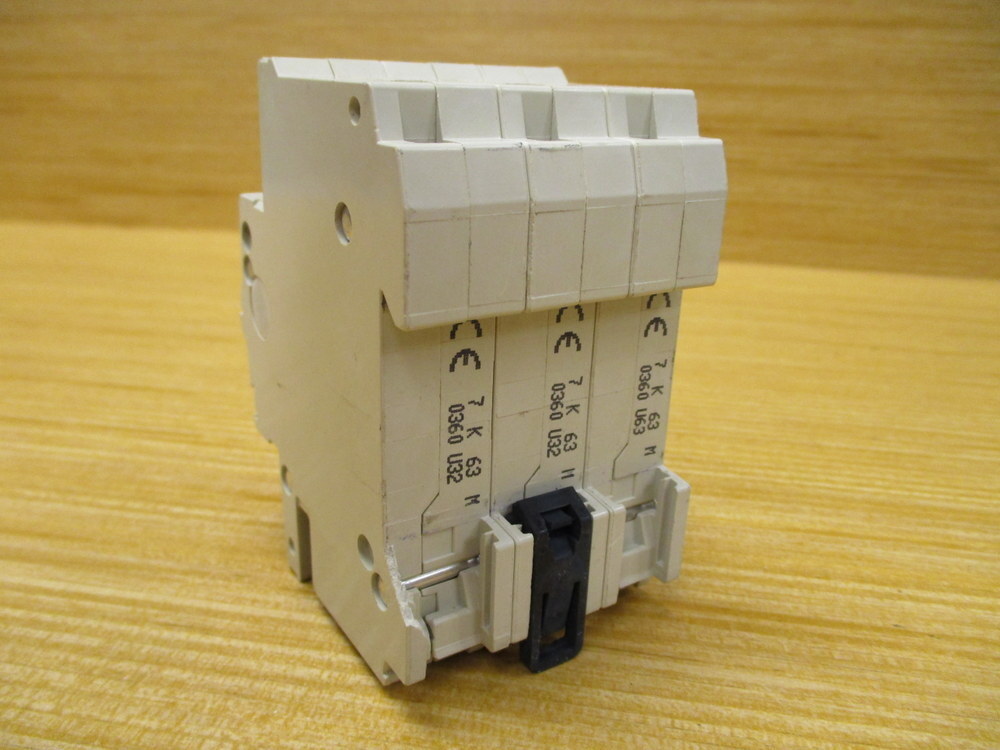 ABB S273 K63A 63A Circuit Breaker S273K63A Cracked 3 Pole