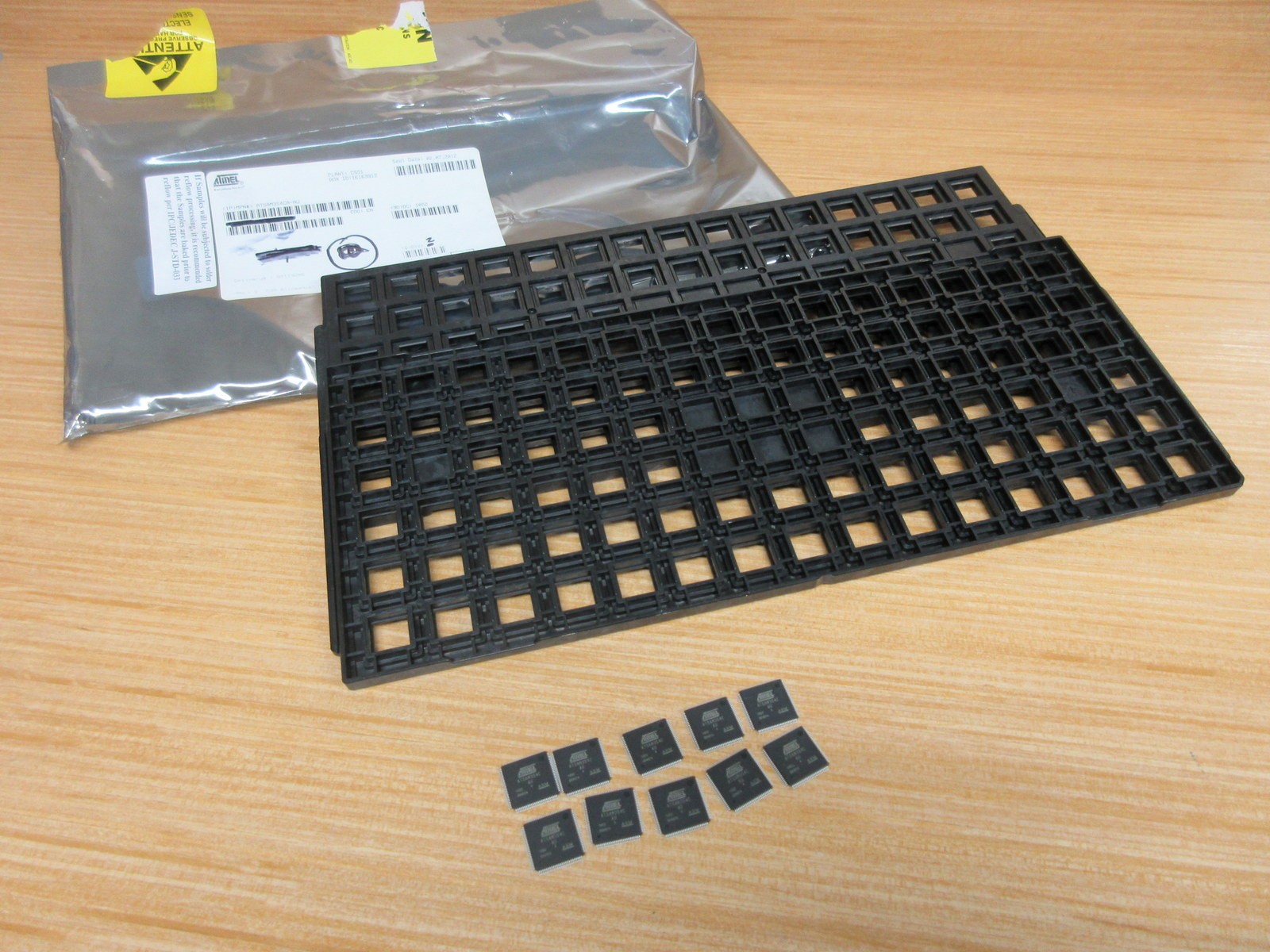 Atmel ATSAM3S4CA-AU ARM Based Microcontroller ATSAM3S4CAAU W/ Matrix Tray (Pack