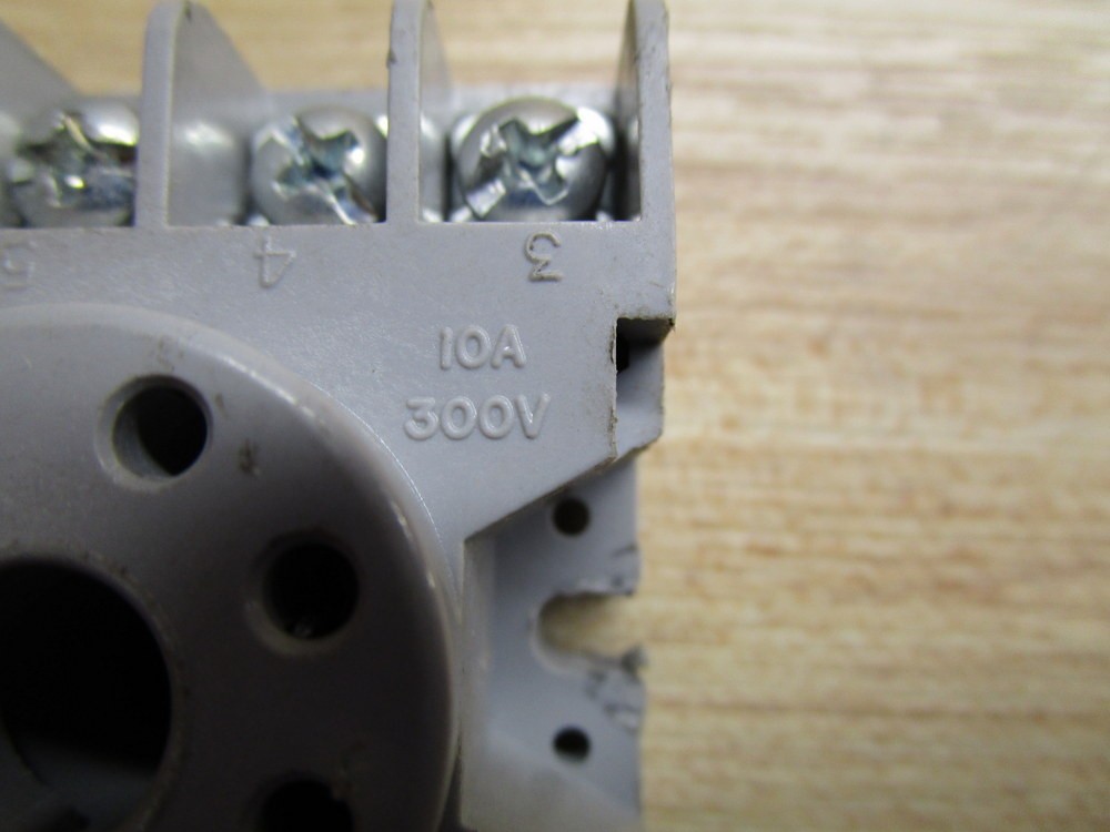 Potter & Brumfield 27E122 Relay Socket