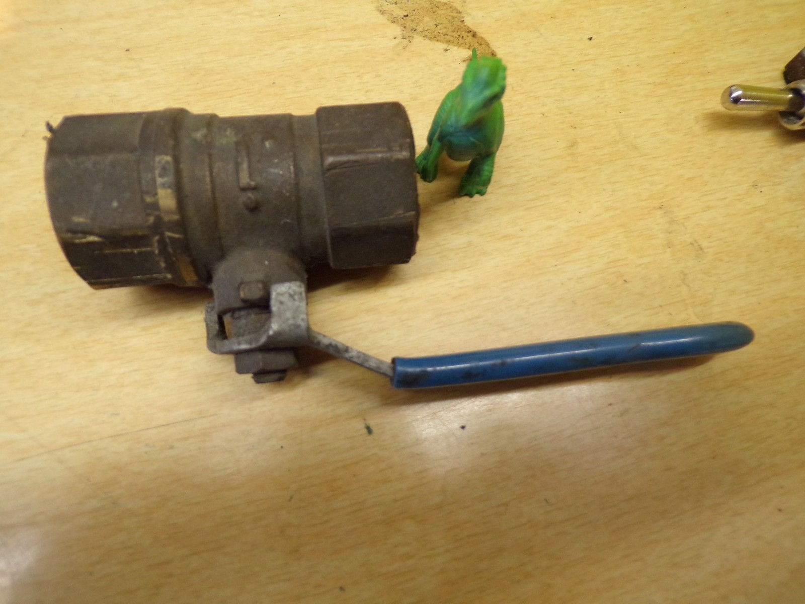 Neles Jamesbury 3/4 400 CWP Ball Valve SEr. 300 *FREE SHIPPING*