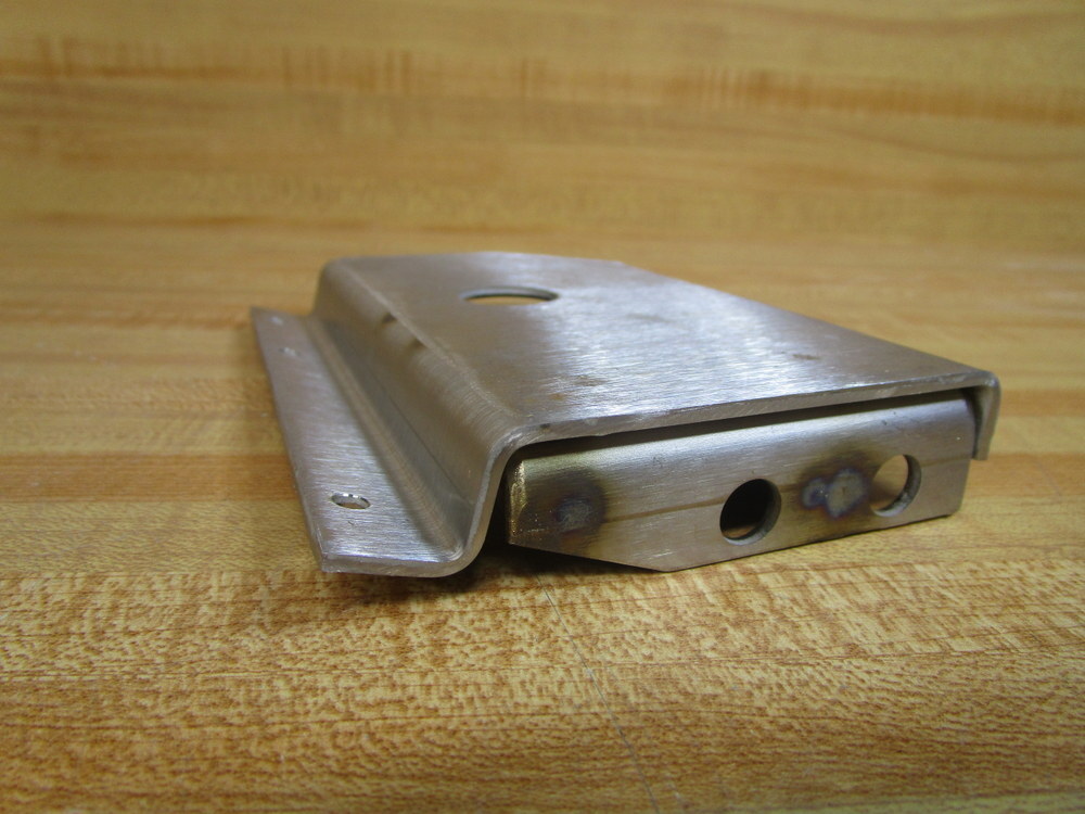 Oxnard 502-32152-00 Gate Guide Assembly Bottom