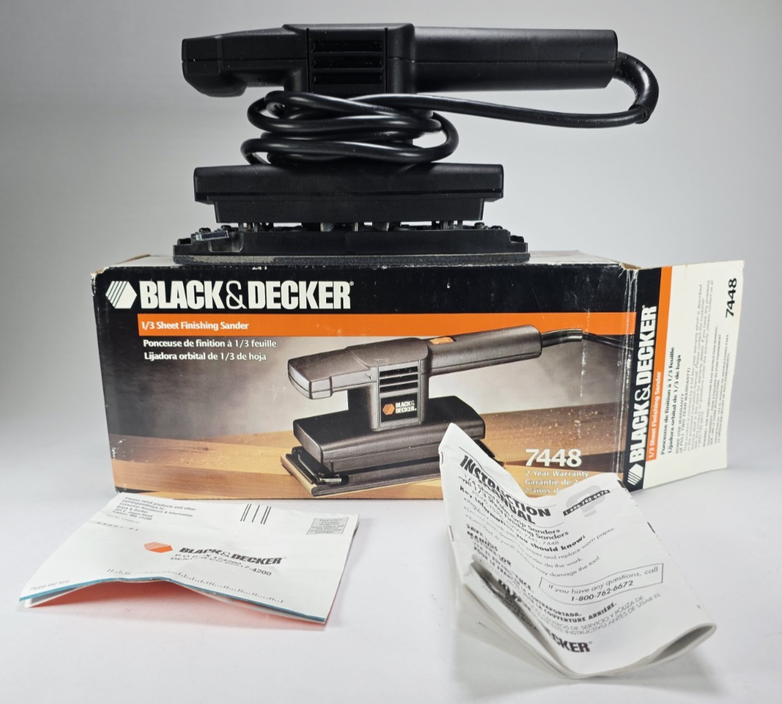 BLACK + DECKER 1/3 Sheet Finishing Sander 7448, 120V 1.2A (TESTED)