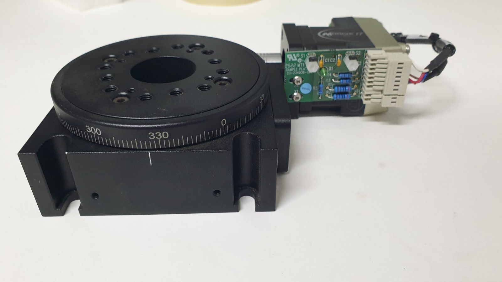 Novanta IMS MDrive 17 Plus MDI1PRL17A4 Motor w/ Rotary Stage Assembly