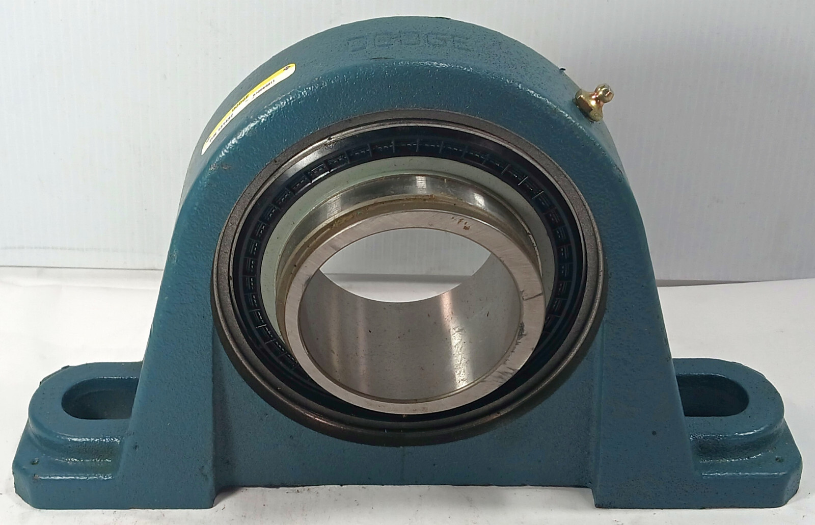 1 NEW DODGE 131432 P2B-SXR-215 2 BOLT BASE PILLOW BLOCK BEARING NNB *MAKE OFFER*