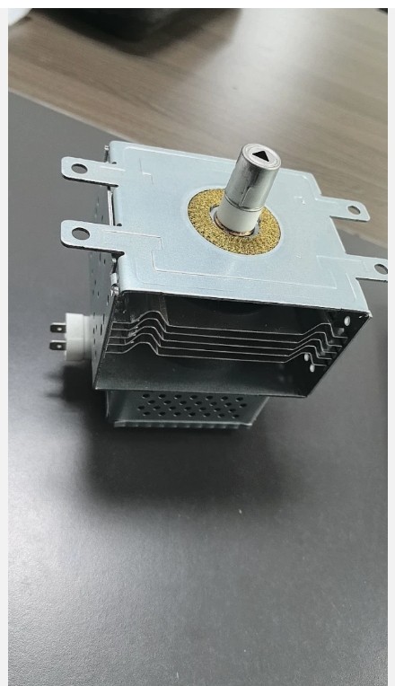 2M261-M1 Magnetron 2M261-M1
